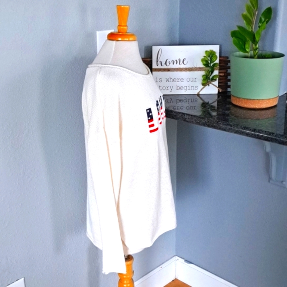 Americana "LOVE" Sweater | Size XL - Picture 2 of 5